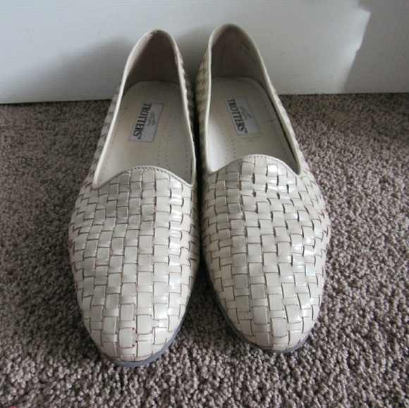Trotters Shoes - Woven Loafers